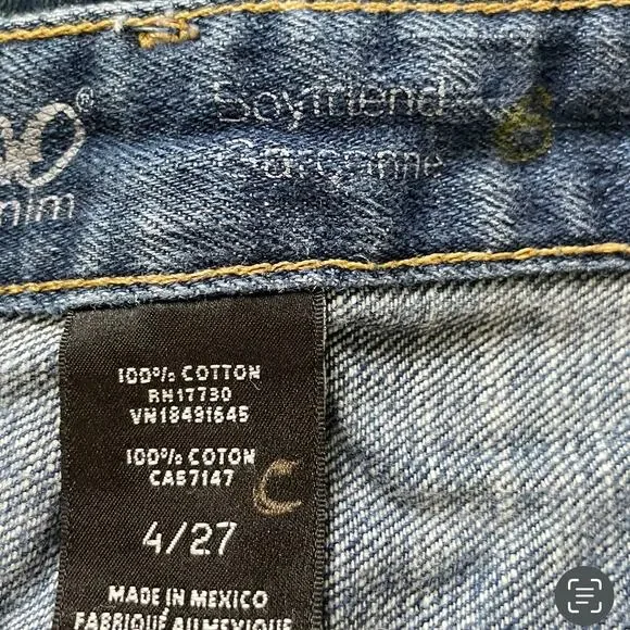 Mossimo Womens Denim Shorts Size 4 Boyfriend Cut Off Distressed Blue Jean Shorts - Picture 3 of 5